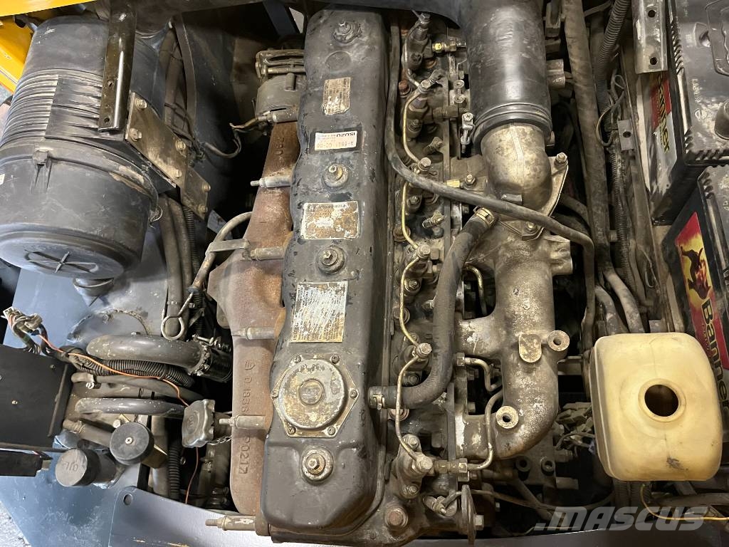 TCM FD40-T8 V-4023 OB Chariots diesel