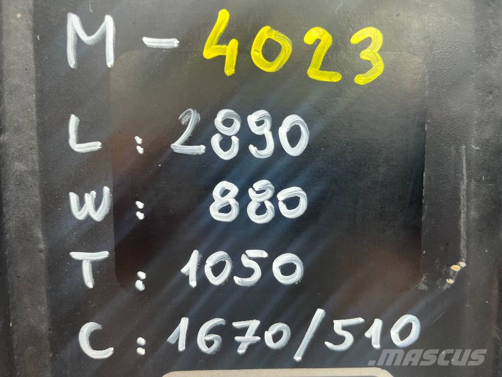 TCM FD40-T8 V-4023 OB Chariots diesel
