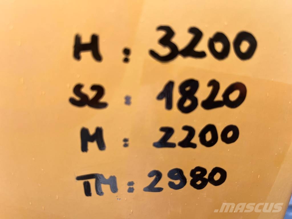TCM FD40-T8 V-4023 OB Chariots diesel