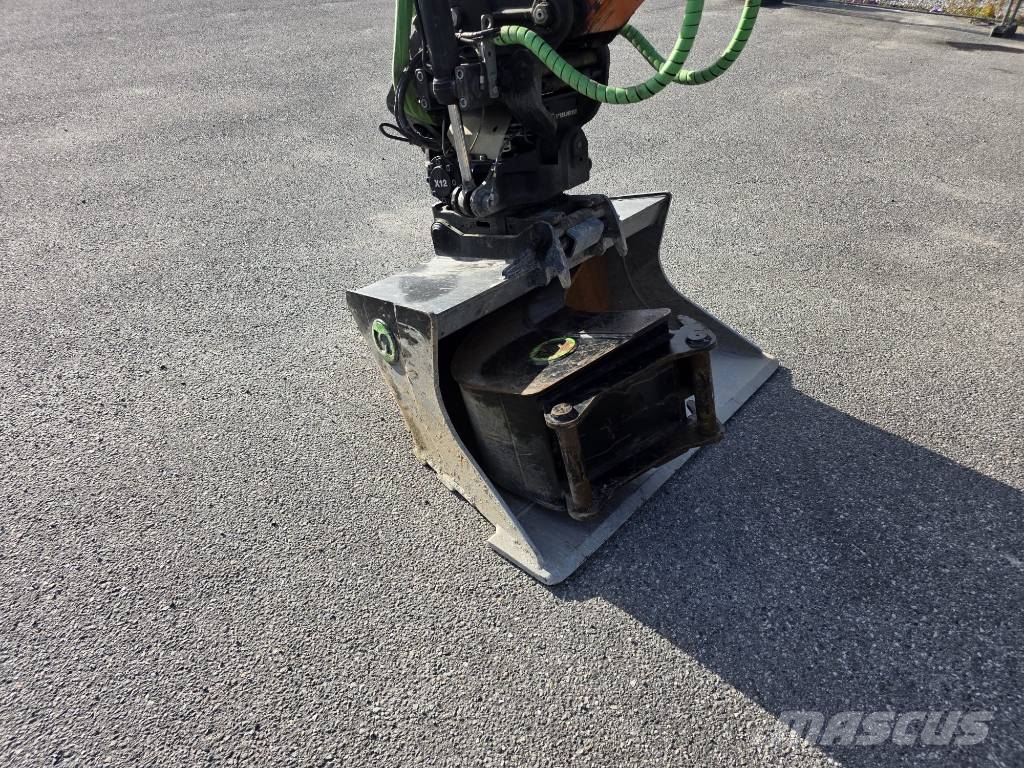 Hitachi ZX 85 US-5 A Середні екскаватори 7т. - 12т.