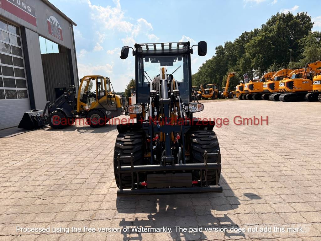 JCB 403 50PS NEU Rataslaadurid