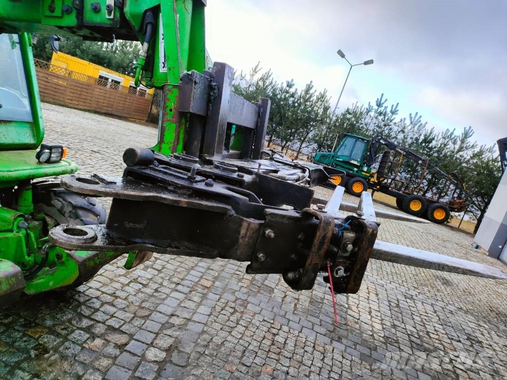 John Deere CF5 Puomit