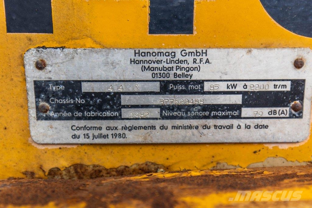 Hanomag 44C Iekrāvēji uz riteņiem