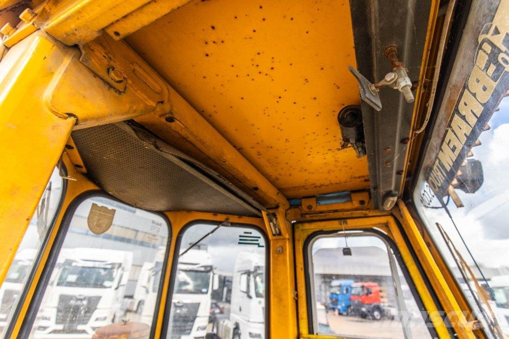 Hanomag 44C Kolesové nakladače