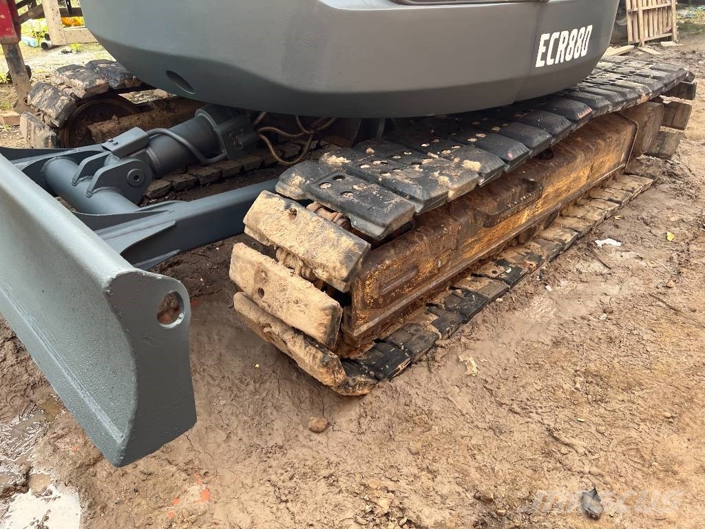Volvo ECR 88 Midikoparki  7t - 12t