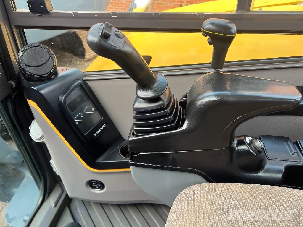 Volvo ECR 88 Midikoparki  7t - 12t