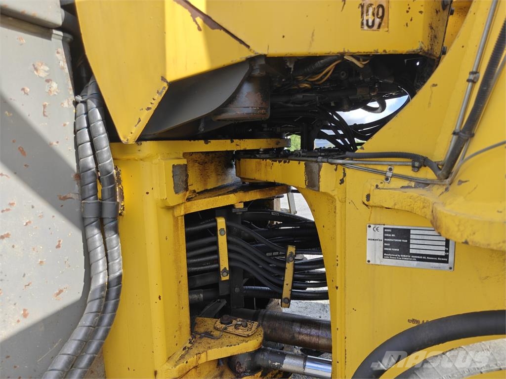 Komatsu WA 470-3H Iekrāvēji uz riteņiem