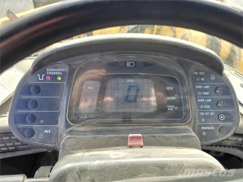 Komatsu WA 470-3H Iekrāvēji uz riteņiem