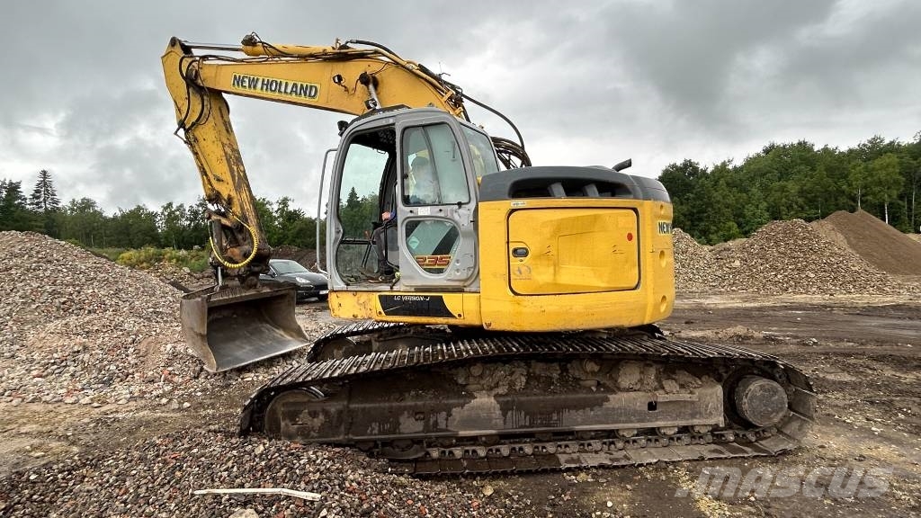 New Holland E 235 B SR-2 Crawler excavators