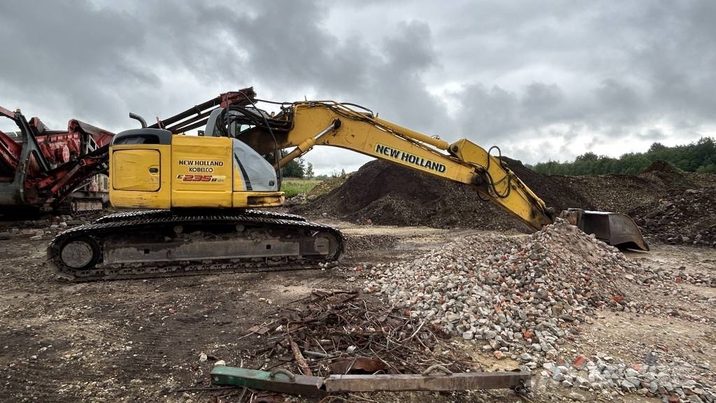 New Holland E 235 B SR-2 Crawler excavators