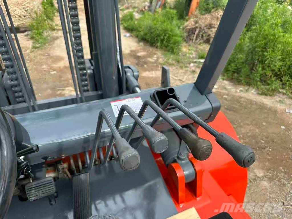 Heli FD100 شاحنات الديزل