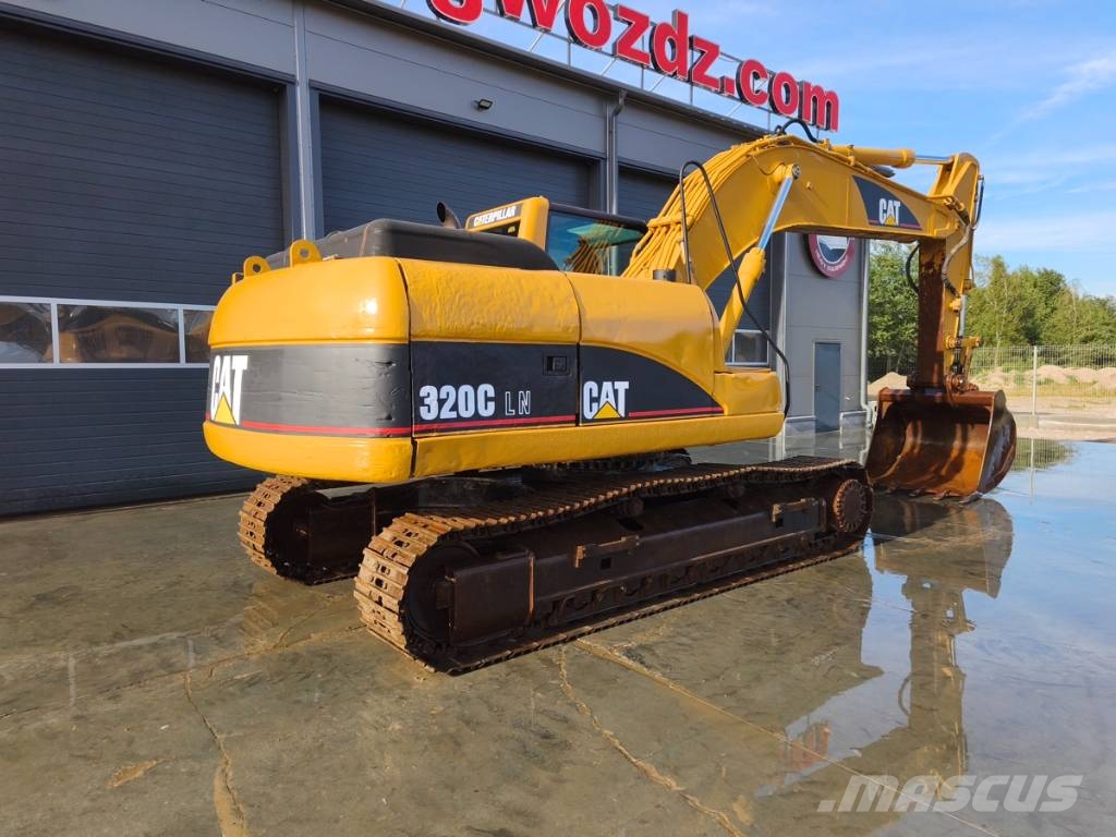 CAT 320 C LN حفارات زحافة