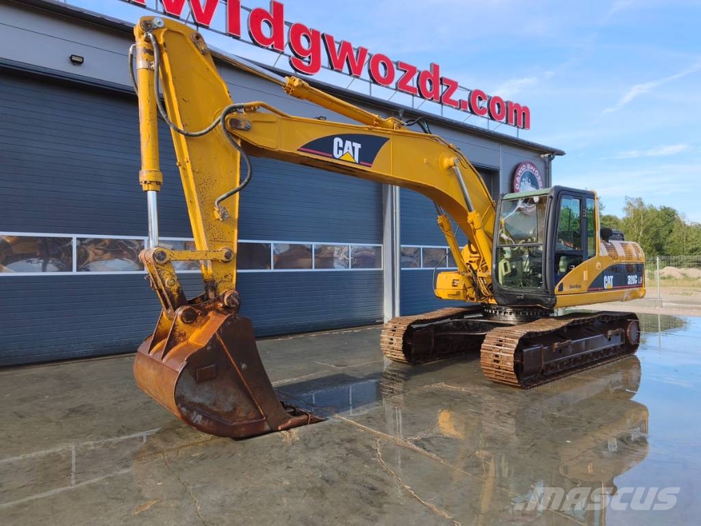 CAT 320 C LN حفارات زحافة