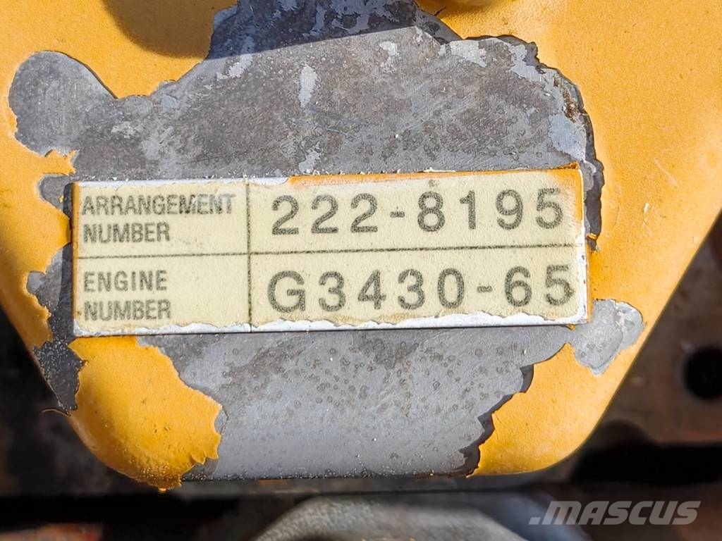 CAT 320 C LN حفارات زحافة