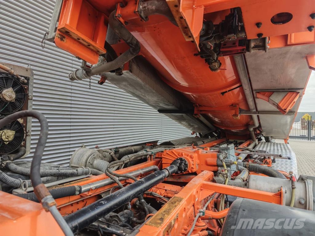 MAN 41.414 F2000 8x4 Holzmann HKS 32/18000 VH Tank コンバイン/バキュームトラック