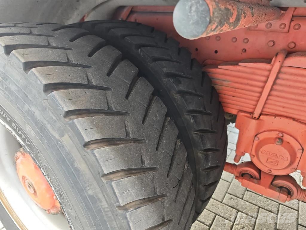 MAN 41.414 F2000 8x4 Holzmann HKS 32/18000 VH Tank コンバイン/バキュームトラック