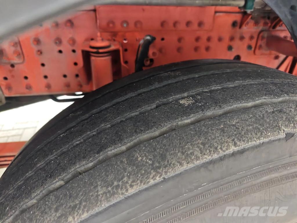 MAN 41.414 F2000 8x4 Holzmann HKS 32/18000 VH Tank コンバイン/バキュームトラック