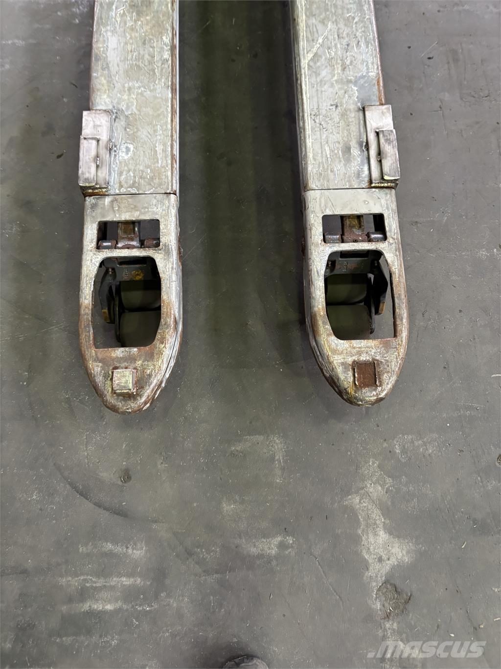 Still EXH 30 Li-Ion Deichselstapler