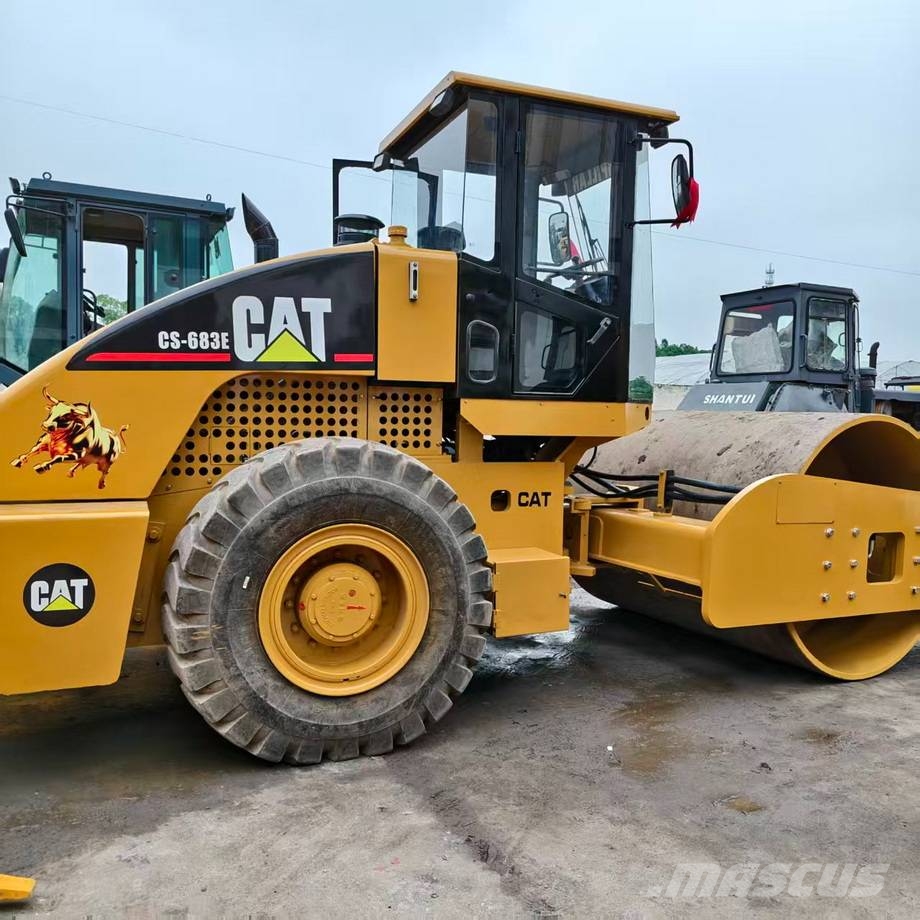 CAT CS683E Οδοστρωτήρες μονού κυλίνδρου