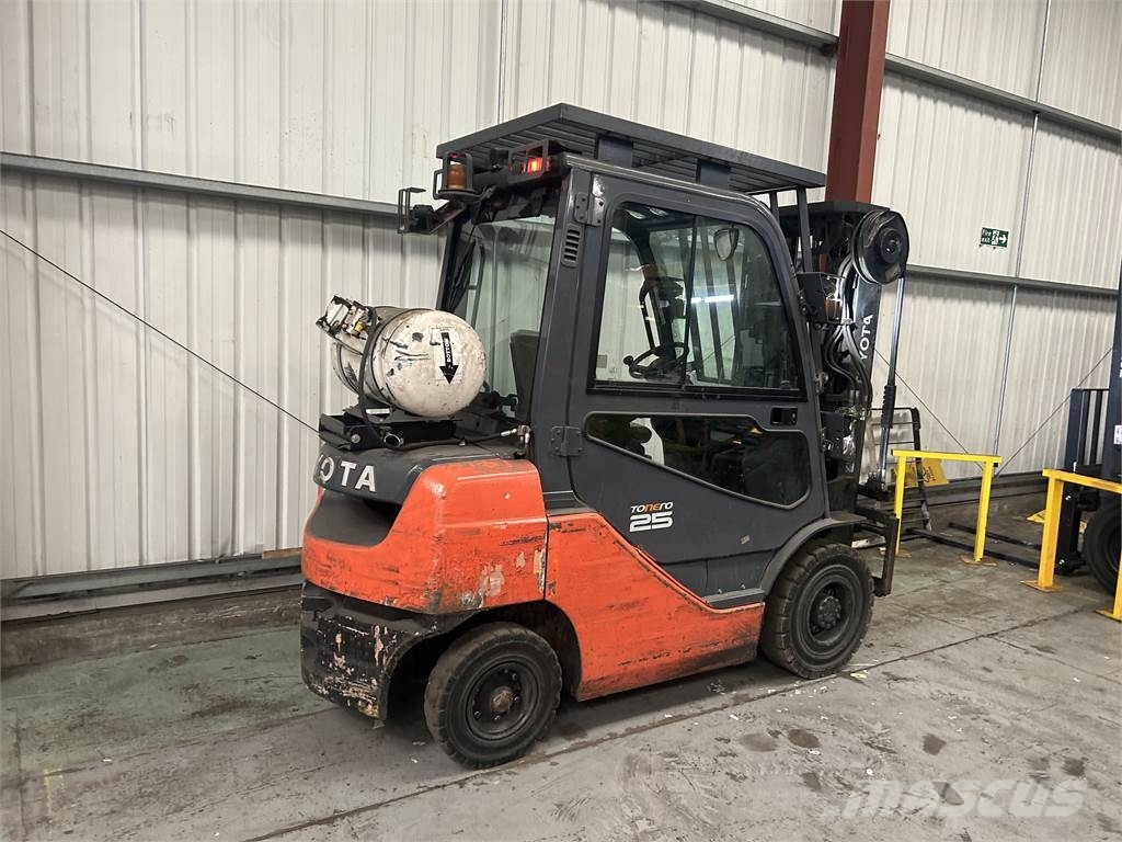Toyota 02-8FGF25 LPG vozíky