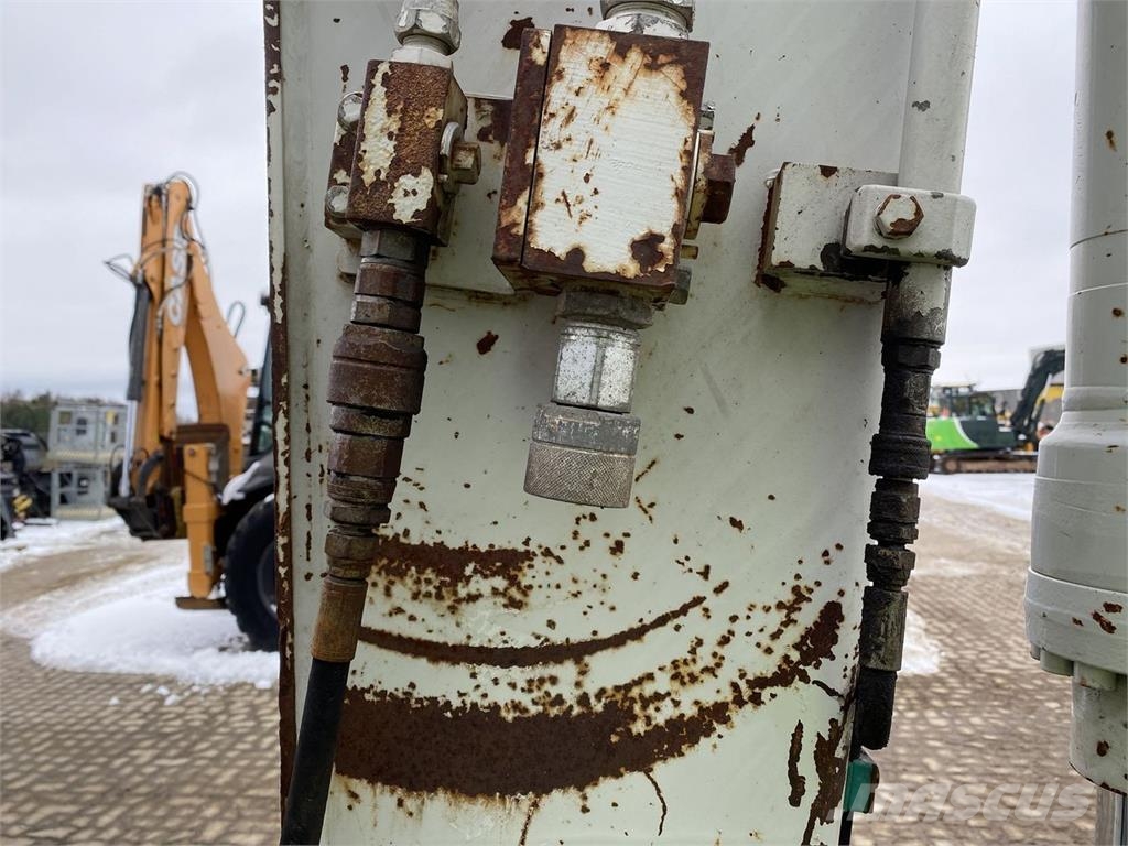 Takeuchi TB1140 Верижен екскаватор