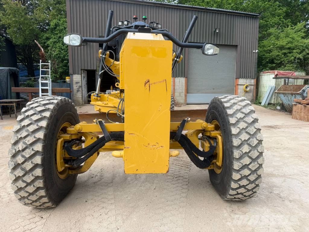 CAT 140 AWD Graders