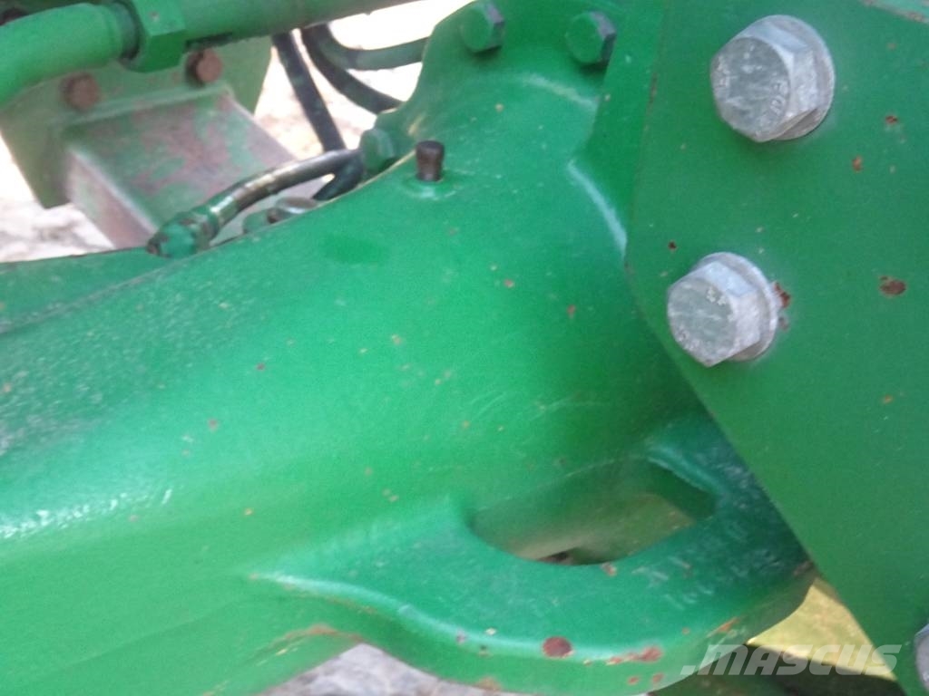 John Deere 8410 Traktori