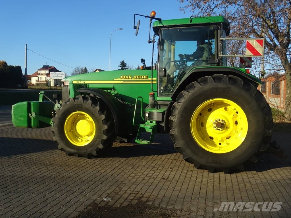 John Deere 8410 Traktori