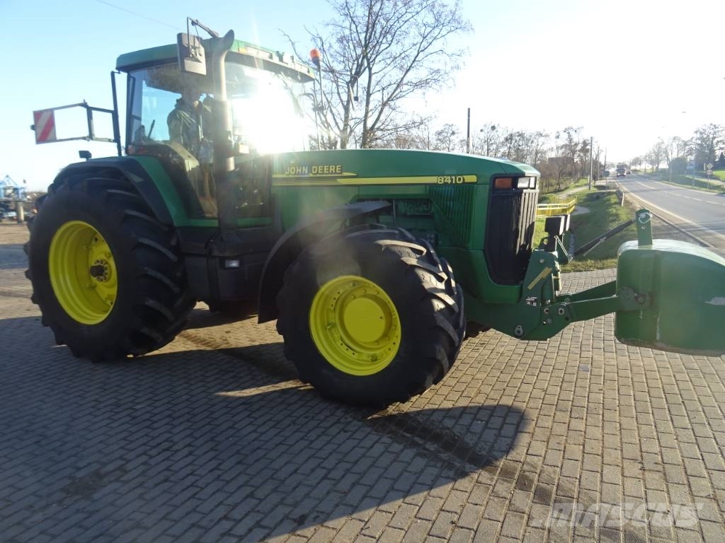 John Deere 8410 Traktori