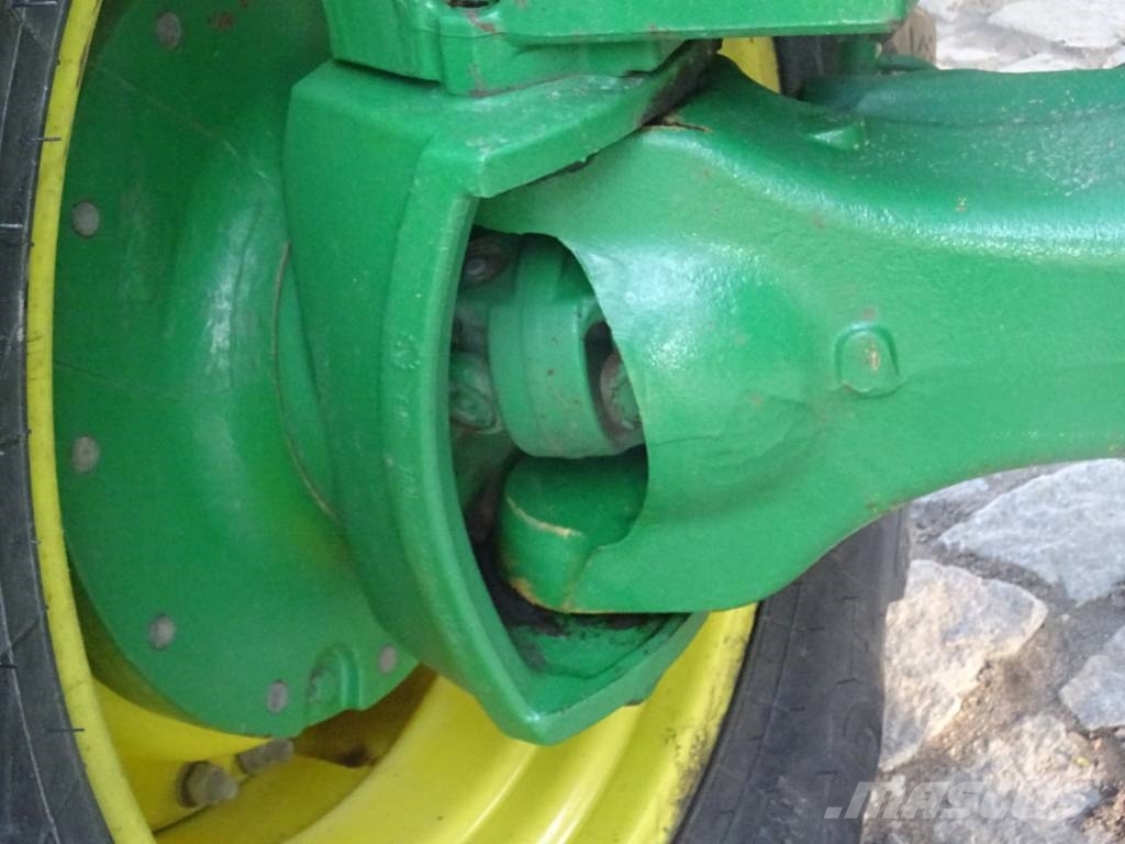 John Deere 8410 Traktori