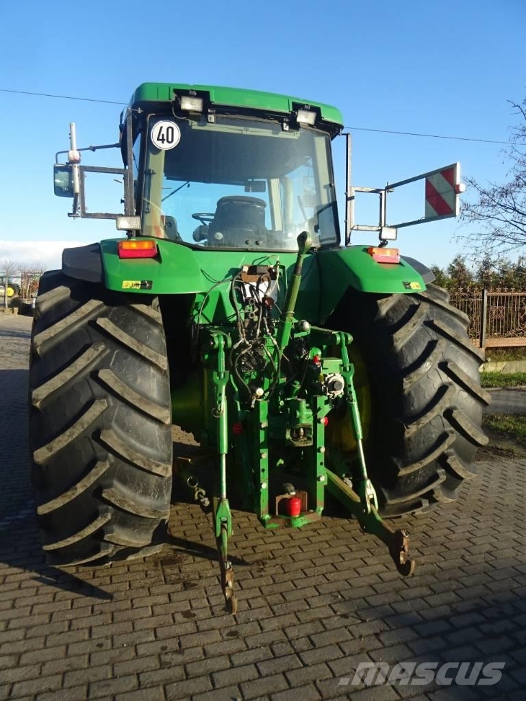 John Deere 8410 Traktori