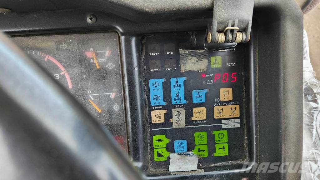 Kato KA 1200 全路面起重機/吊車