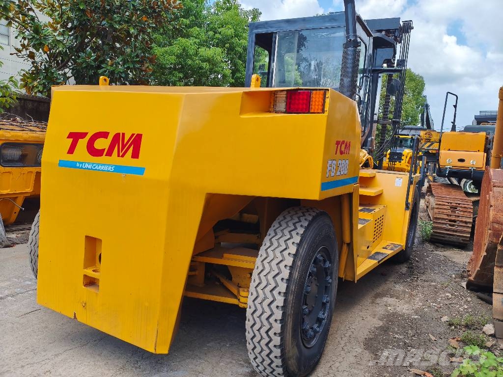 TCM FD 200 Teleskopski viličarji