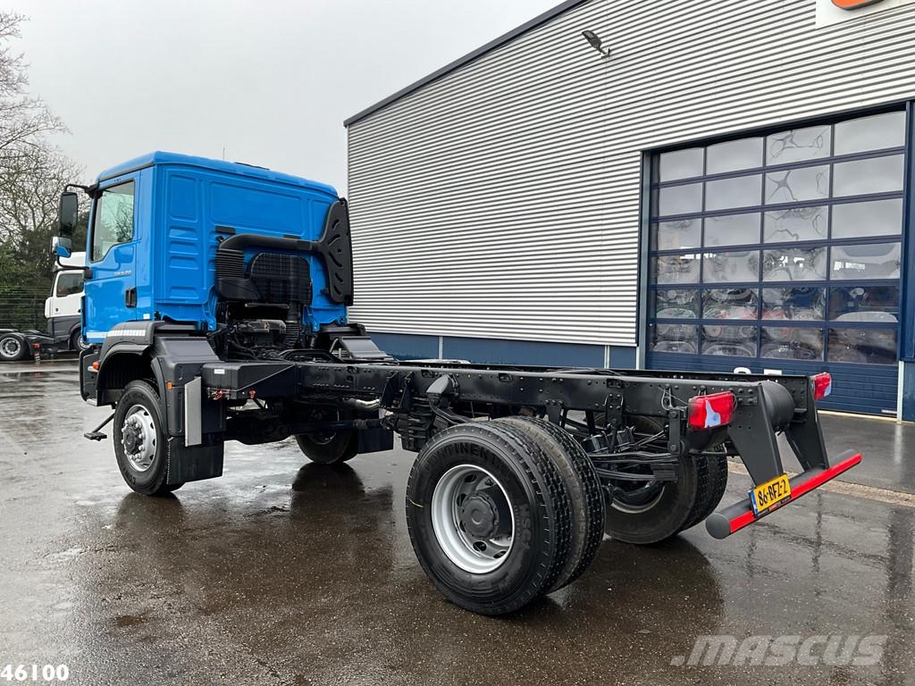 MAN TGM 18.250 4x4 Euro 6 Full Steel Manual Just 3.979 Chassis Caminhões Cabine
