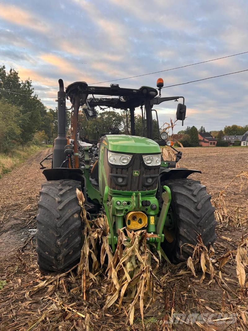 John Deere 6130R BRANDSCHADEN zur Teileverwertung Traktorok
