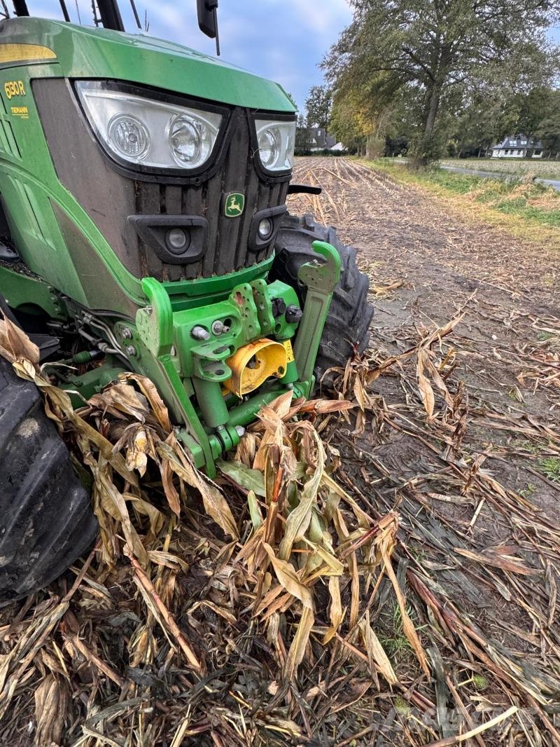 John Deere 6130R BRANDSCHADEN zur Teileverwertung Traktorok