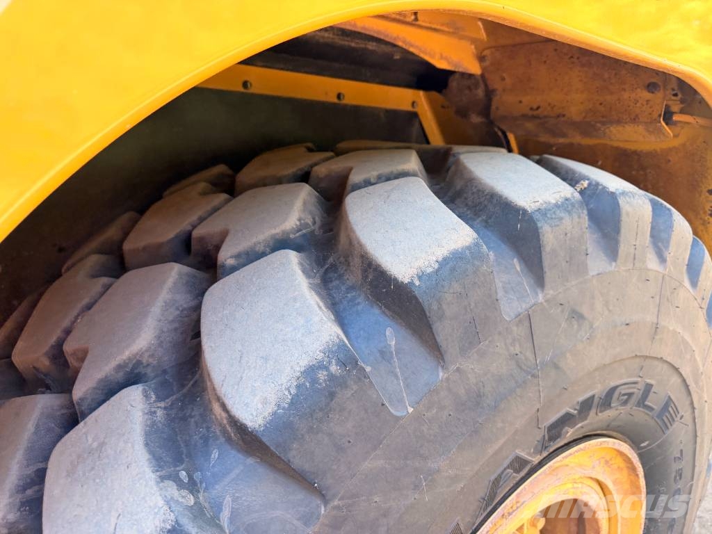 CAT 730 C 30 TON ADT Csuklósdömperek