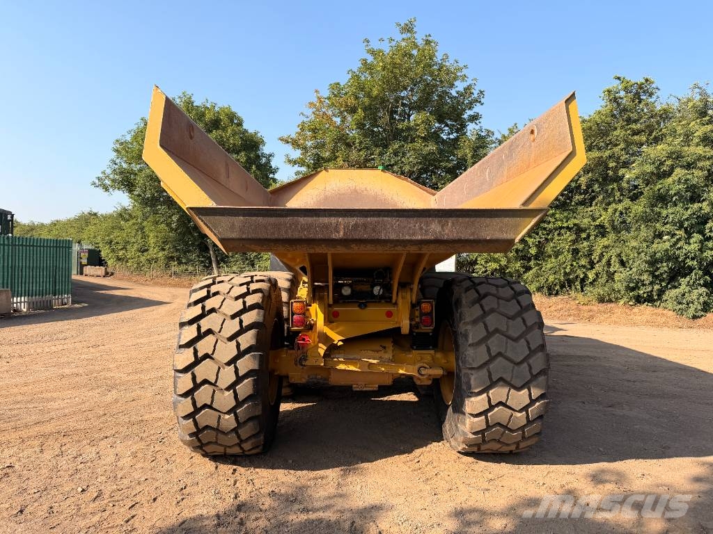 CAT 730 C 30 TON ADT Csuklósdömperek
