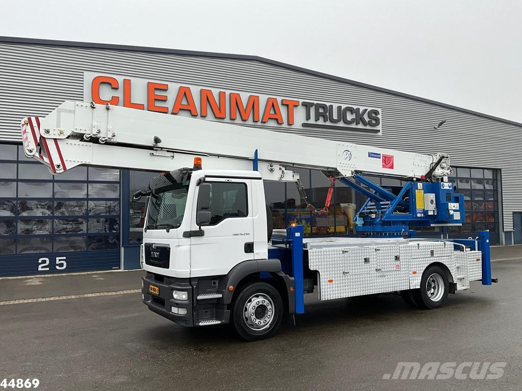 MAN TGM 15.290 Klaas 35 meter Dachdecker Kran Mobiilinosturit