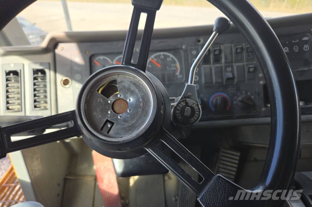 CAT 771D Bergdumper Tipptrucker