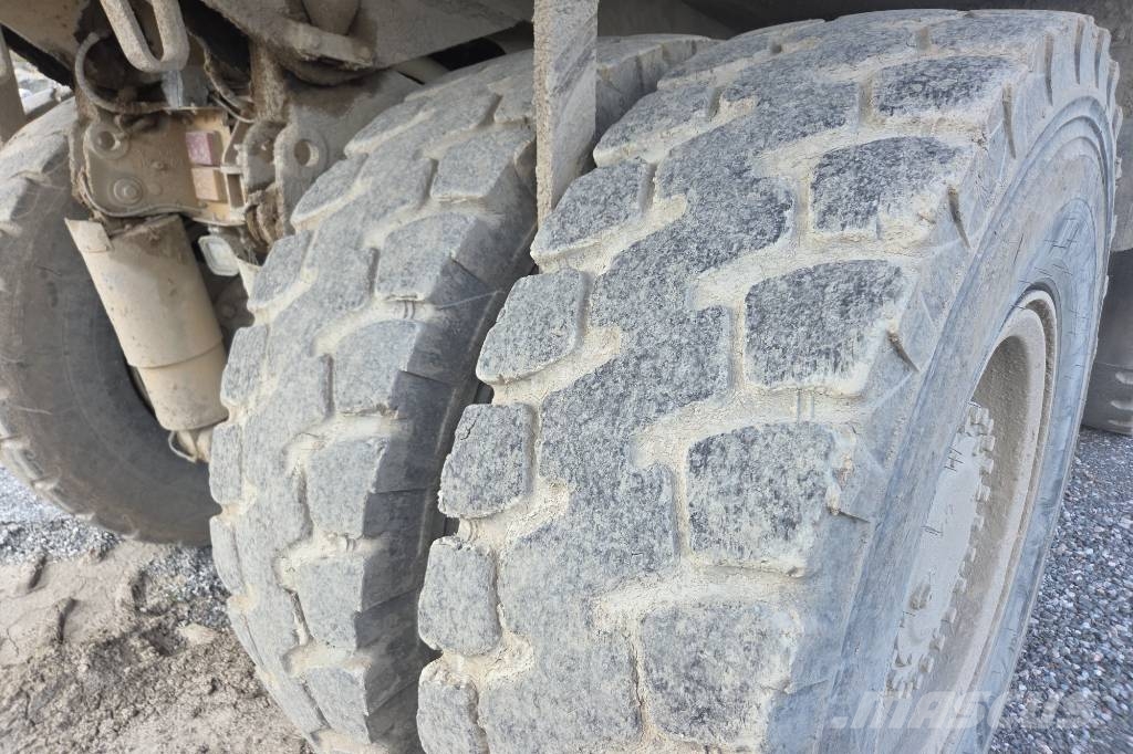 CAT 771D Bergdumper Tipptrucker