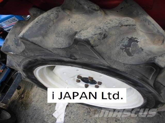Kubota L 1-225 トラクター