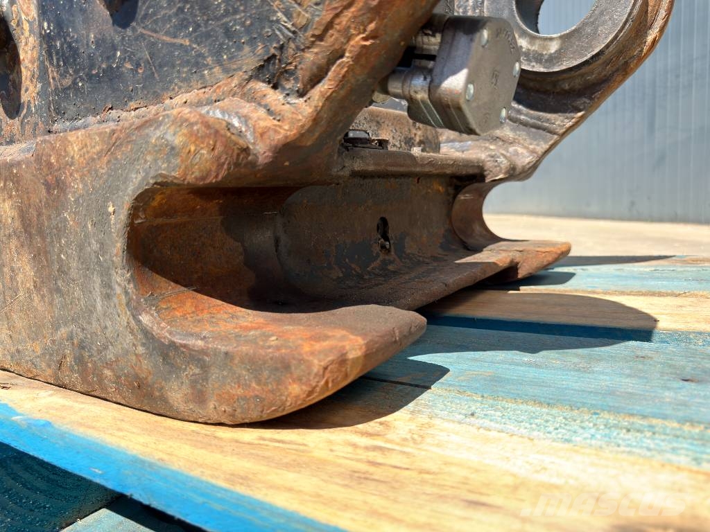 OilQuick OQ80 - 325D / 329D / 329E / 330F Brze spojke