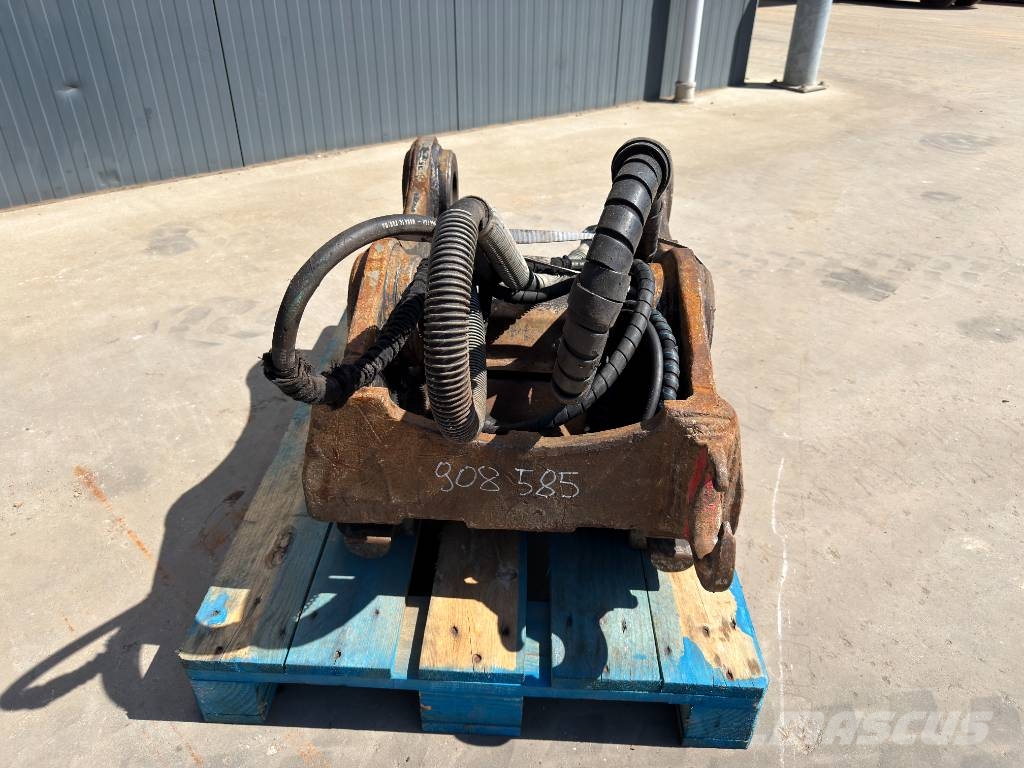 OilQuick OQ80 - 325D / 329D / 329E / 330F Brze spojke