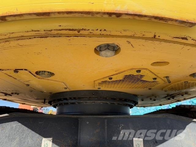 Komatsu PC 138 US-10 履帶式 挖土機/掘鑿機/挖掘機
