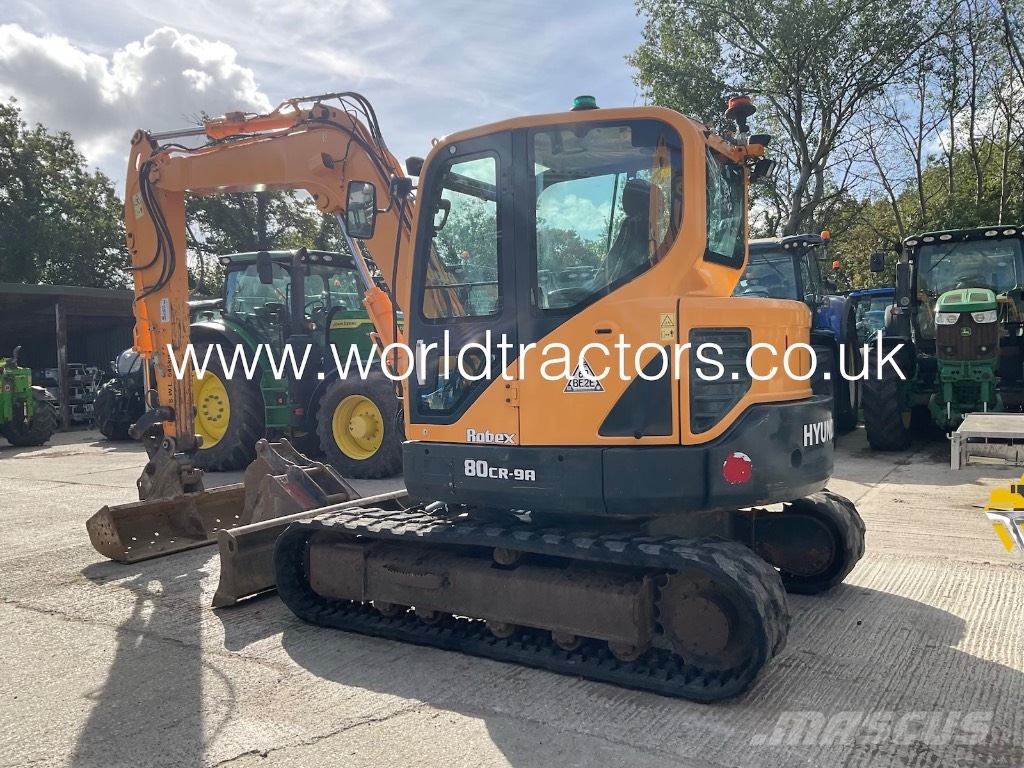 Hyundai Robex 80 CR-9 Midi excavators 7t - 12t