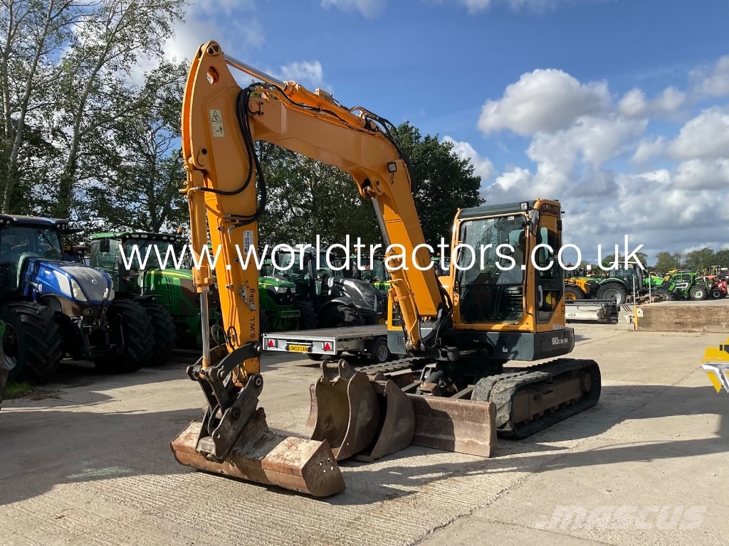 Hyundai Robex 80 CR-9 Midi excavators 7t - 12t