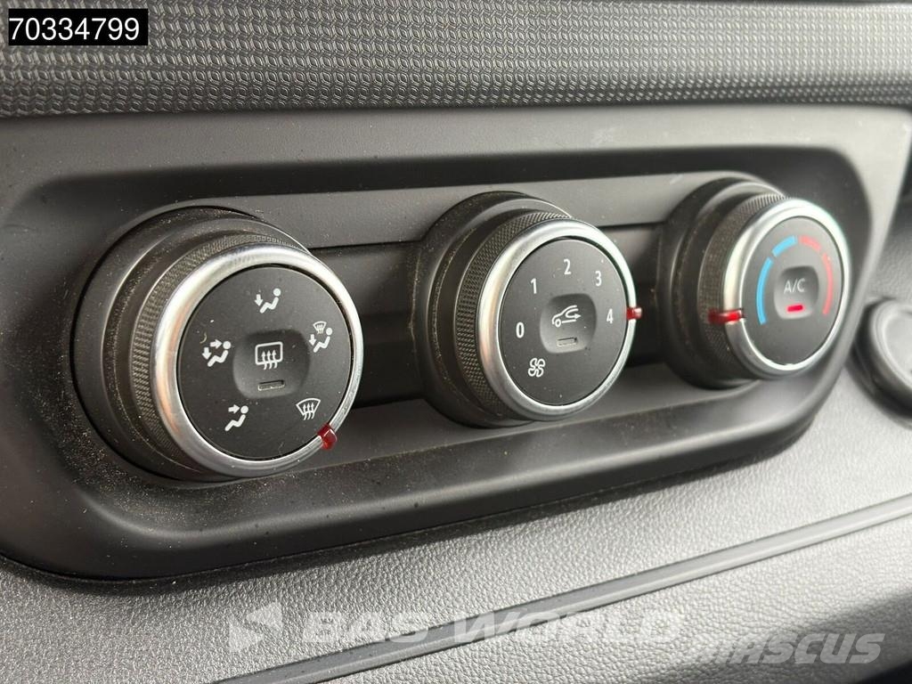 Renault Trafic 130pk L2H1 Klima LED Tempomat Euro6 L2 A/C Panel vanlar