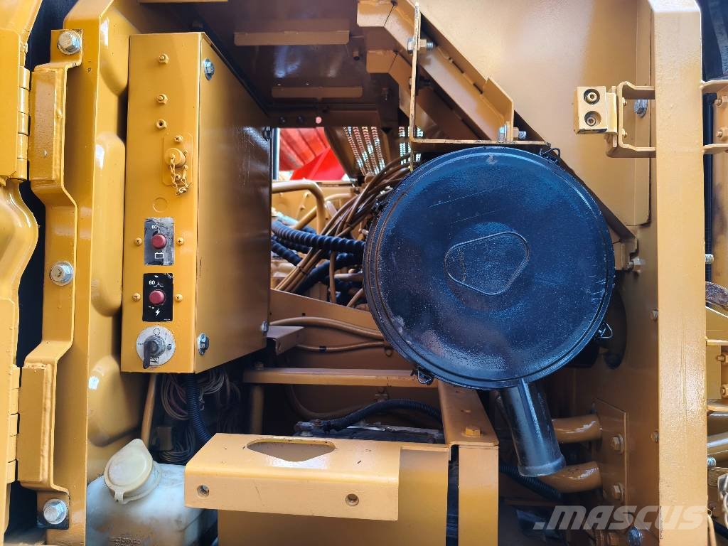 CAT 320 B L Crawler excavators