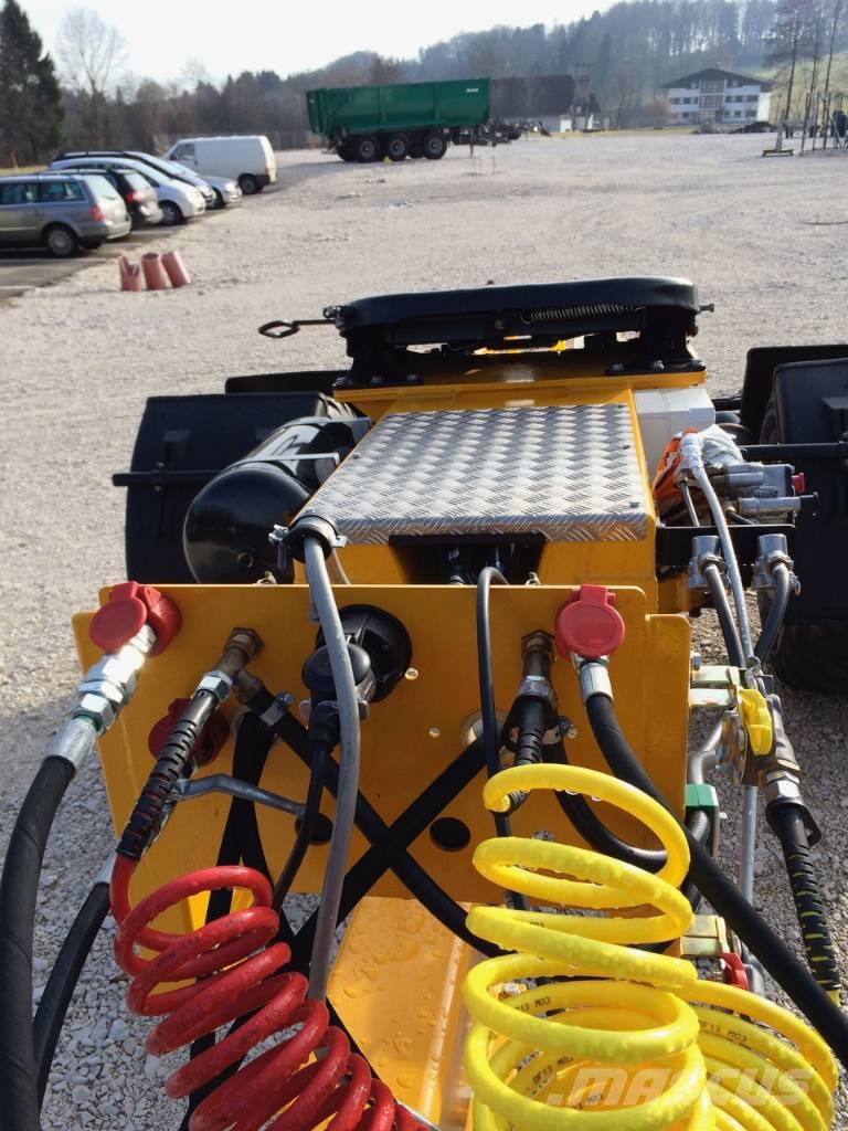 Benzberg Dolly Citas piekabes
